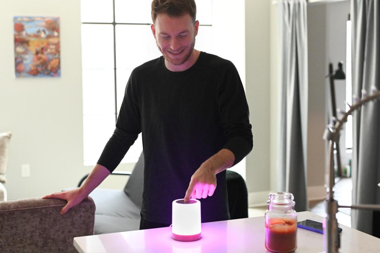 How Friendship Lamps Make the Best Long Distance Touch Gifts