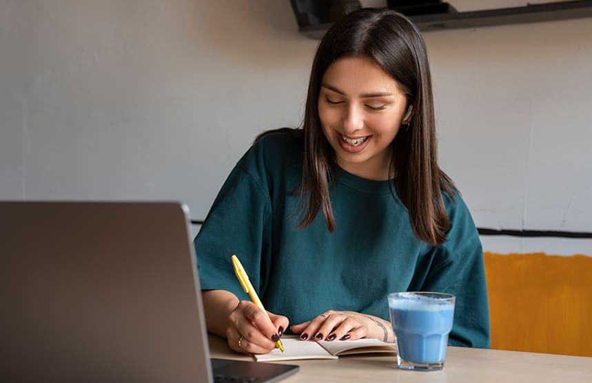 Online IELTS Coaching in UAE The New Way Students Are Cracking the Test