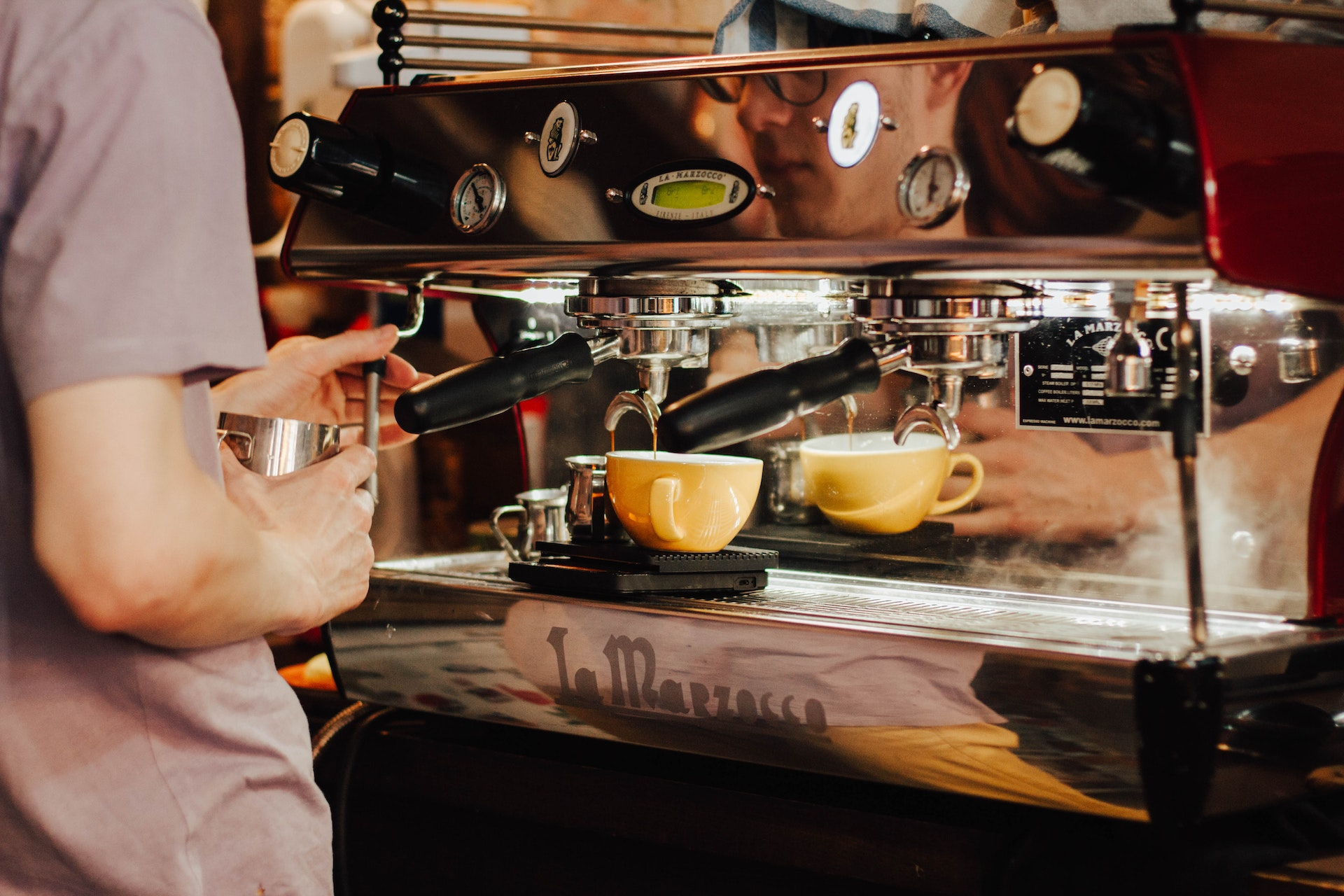 Why Espresso Machines Are the Heart of Every Coffee Shop Setup
