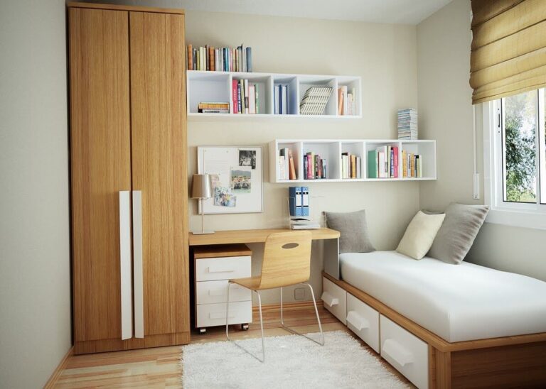 Maximizing Space in Small Bedrooms