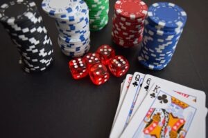 5 Strategies to Enhance Online Poker Skills Today