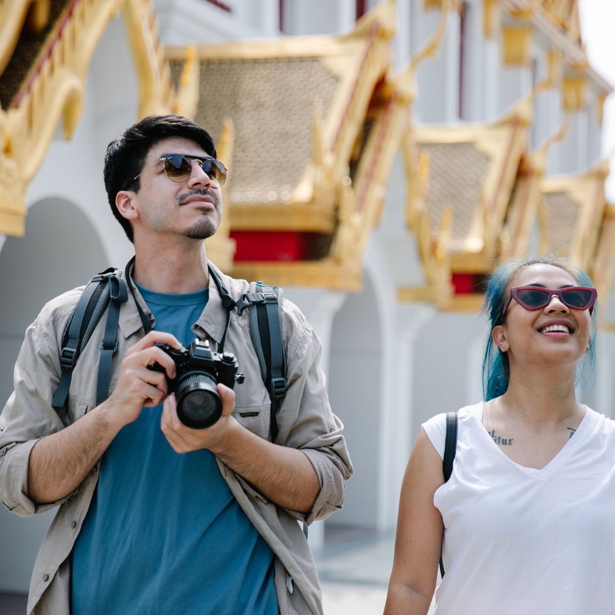 Bridging Continents How eSIM Technology Unlocks the Modern Middle East for Global Travelers