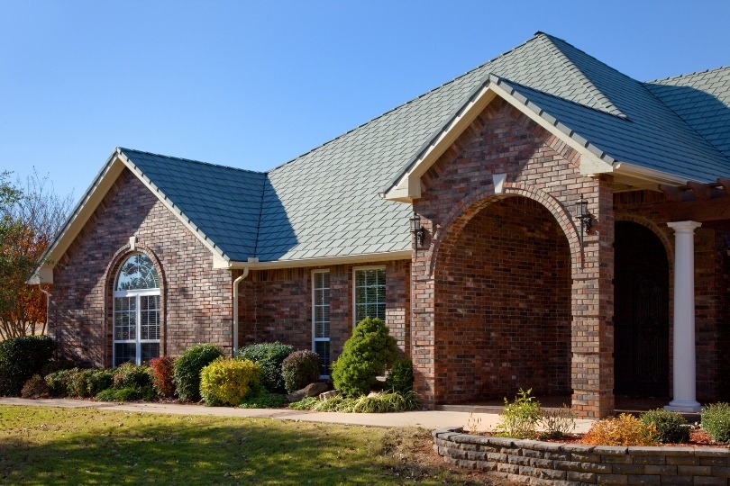 Brick House Roof Color Combinations