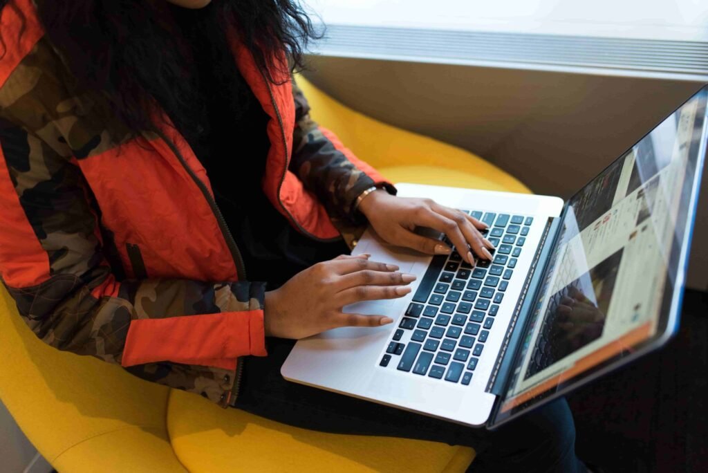 Why Modern Accounting Software Is Essential for Business Efficiency