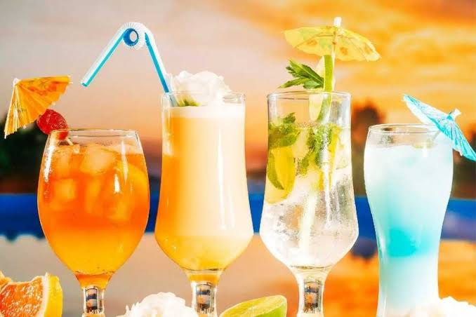 Why THC Beverages Are Becoming the Next Big Social Sip